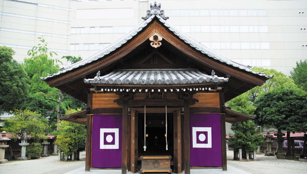 Goshaden (main sanctuary)