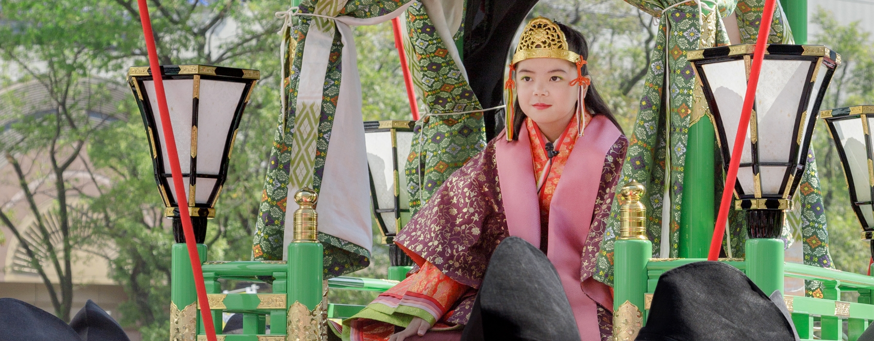 Gekka-sai (parade festival in Heian-era costumes)